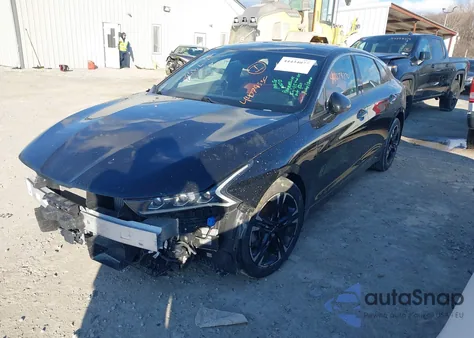 2022 Kia K5 Gt-Line z USA, uszkodzony, nr VIN 5XXG64J28NG133194